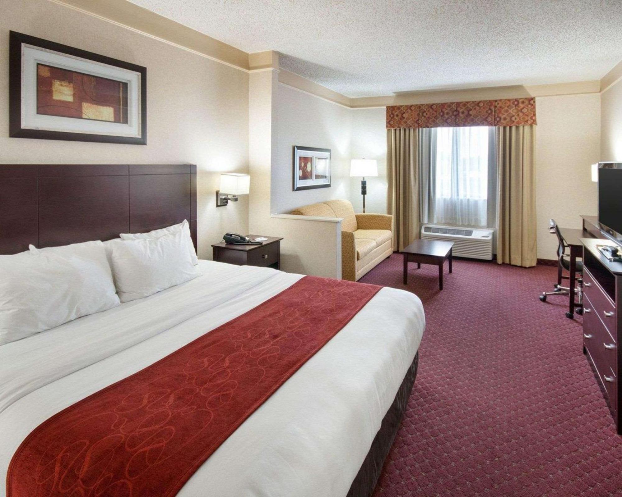 Comfort Suites Parkersburg South Mineral Wells Bagian luar foto