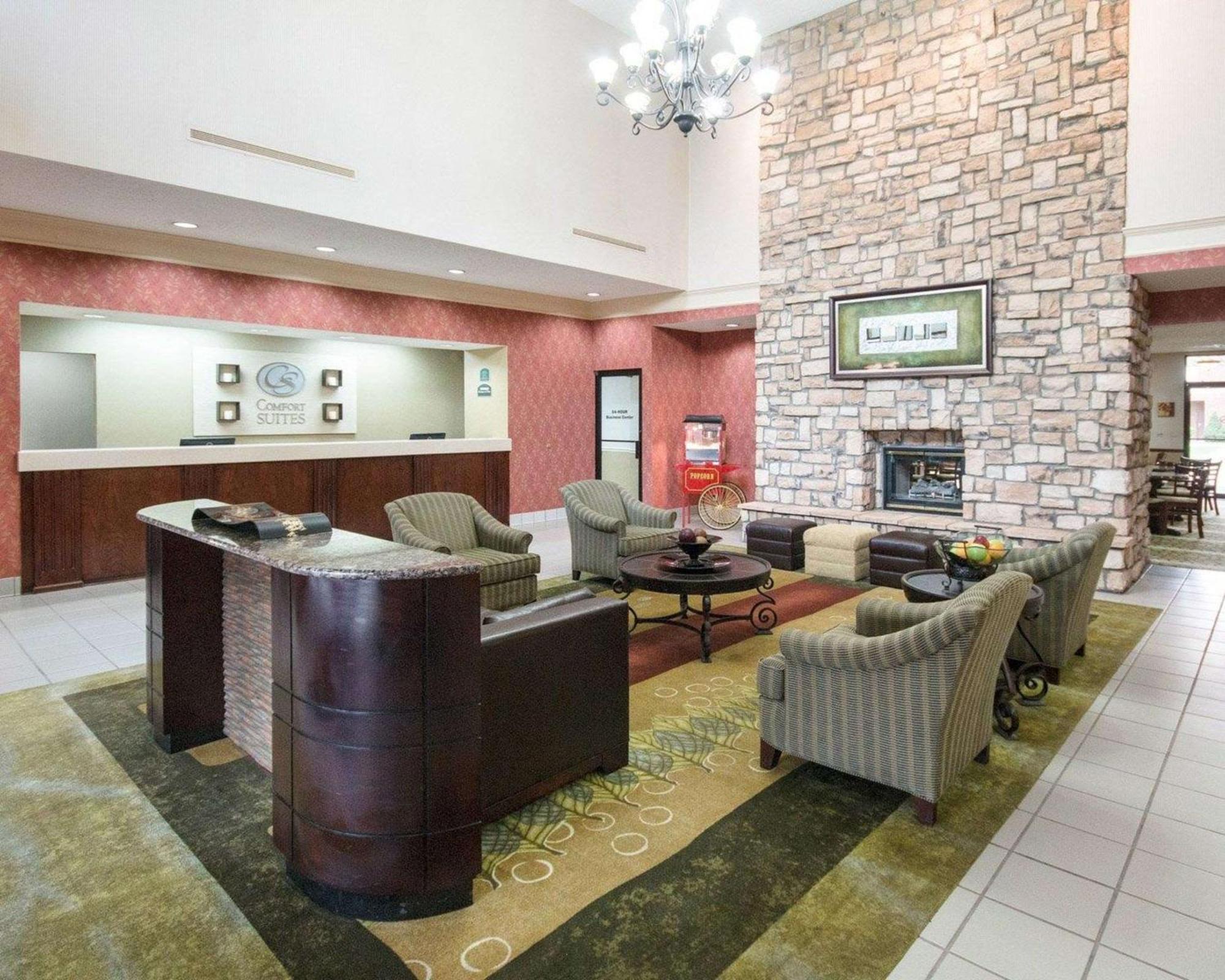 Comfort Suites Parkersburg South Mineral Wells Bagian luar foto